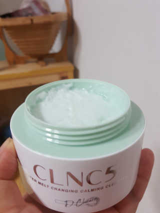 CLNC5 워터 멜트 체인징 클렌저 — 5점을 준 리뷰어가 2018년 8월 올린 사용 사진