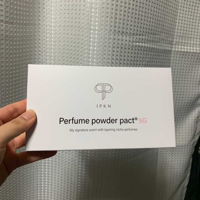 입큰 퍼퓸 파우더 팩트 5G 리뷰 사진
