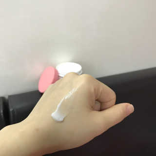 지고트 비타솔루션12 퍼밍 앰플 크림 100ml — 5점을 준 리뷰어가 2019년 7월 올린 사용 사진