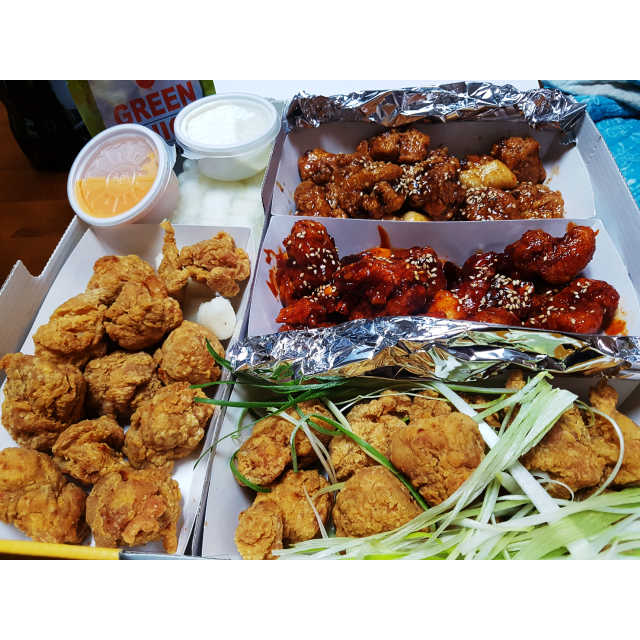 네가지맛치킨 리뷰 사진