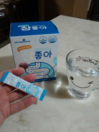 메이준뉴트리 모유유래 유산균 장좋아 2gx30포 — 5점을 준 리뷰어가 2020년 2월 올린 사용 사진
