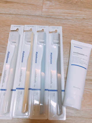 플레인하우스 토탈케어 치약 2개+쿼드클린 칫솔 4개 — 5점을 준 리뷰어가 2018년 6월 올린 사용 사진