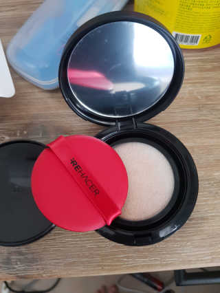 리하셀 아우라 쿠션 팩트 21호,23호 SPF50+ PA++++ — 4점을 준 리뷰어가 2019년 10월 올린 사용 사진