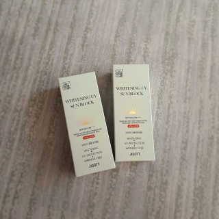지고트 화이트닝 유브이 썬블럭 크림 70ml,1+1 — 5점을 준 리뷰어가 2019년 5월 올린 사용 사진
