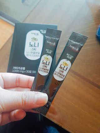 차예마을 노니 추출 분말 가루 스틱 30스틱 1박스 — 4점을 준 리뷰어가 2018년 11월 올린 사용 사진