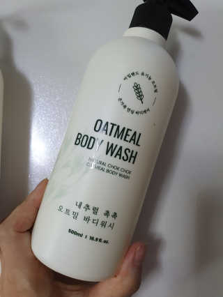 (주)에네스티 내추럴 촉촉  오트밀 바디워시 500ml — 5점을 준 리뷰어가 2020년 3월 올린 사용 사진