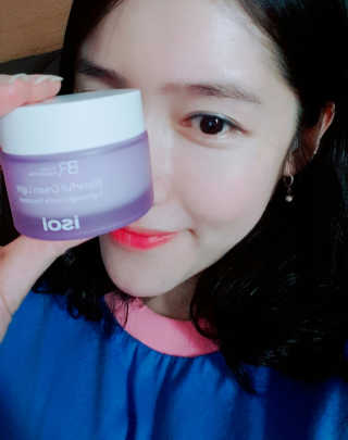 아이소이 불가리안 로즈 워터풀크림 라이트 — 5점을 준 리뷰어가 2018년 7월 올린 사용 사진