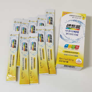 센트룸 아쿠아비타 레몬향, 딸기향 — 4점을 준 리뷰어가 2019년 6월 올린 사용 사진