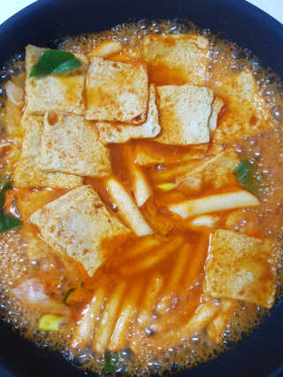 잠실맛집,홍코너떡볶이가우리집에[옛날맛,짜장맛옵션] — 5점을 준 리뷰어가 2019년 12월 올린 사용 사진