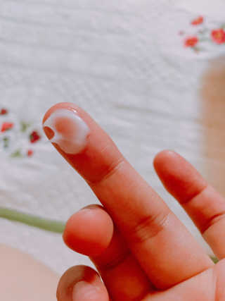 스킨그래머 슈퍼 굿 리페어 크림 — 4.5점을 준 리뷰어가 2019년 5월 올린 사용 사진