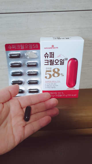 메이준뉴트리 슈퍼 크릴 오일58 1000mg x 30캡슐 — 5점을 준 리뷰어가 2020년 2월 올린 사용 사진