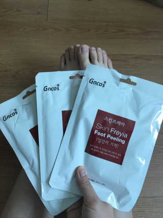 OMYLIFE Skin Freyia Foot Peeling — 1점을 준 리뷰어가 2018년 6월 올린 사용 사진
