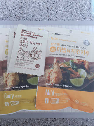 MCP 하이몰 마법의치킨가루2봉랜덤 + 코코넛허니버터2봉 — 5점을 준 리뷰어가 2020년 3월 올린 사용 사진