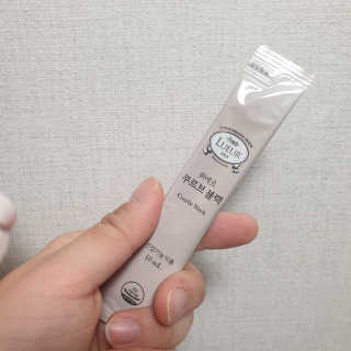 [하우투잇] 뤼에르 쿠르브 블랙 10ml x 30포 총 300ml — 5점을 준 리뷰어가 2020년 3월 올린 사용 사진