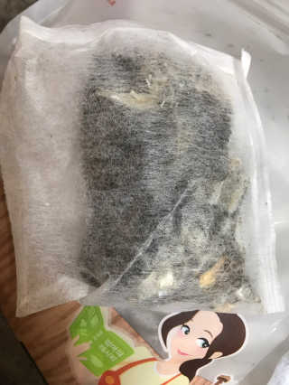 육수명인 엄마의 레시피 다시팩 1번 — 5점을 준 리뷰어가 2019년 4월 올린 사용 사진
