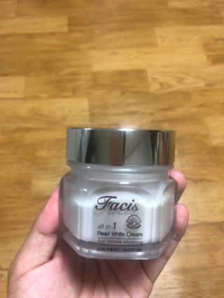 파시스 올인원 진주 화이트닝 크림 100ml — 3점을 준 리뷰어가 2019년 6월 올린 사용 사진