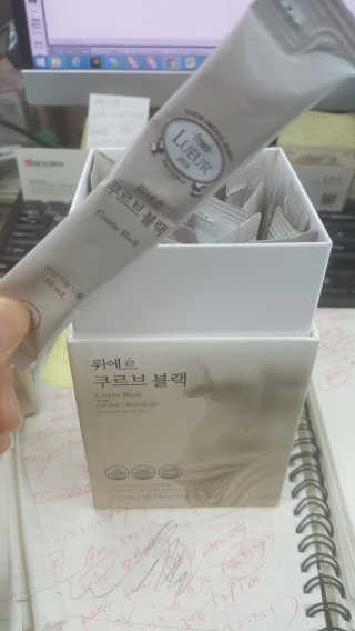 [하우투잇] 뤼에르 쿠르브 블랙 10ml x 30포 총 300ml — 5점을 준 리뷰어가 2020년 3월 올린 사용 사진