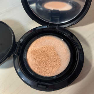 리하셀 아우라 쿠션 팩트 21호,23호 SPF50+ PA++++ — 4점을 준 리뷰어가 2019년 10월 올린 사용 사진