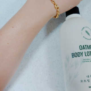 (주)에네스티 내추럴 촉촉  오트밀 바디로션 500ml — 3점을 준 리뷰어가 2019년 9월 올린 사용 사진