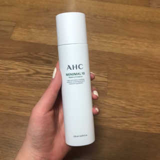 AHC 에이 에이치 씨 미니멀 10 워터리 에센스 — 5점을 준 리뷰어가 2018년 11월 올린 사용 사진