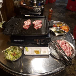 [돼지삼촌]특수부위 한판or이베리코 커플세트 중 택 1 — 4.5점을 준 리뷰어가 2019년 2월 올린 사용 사진