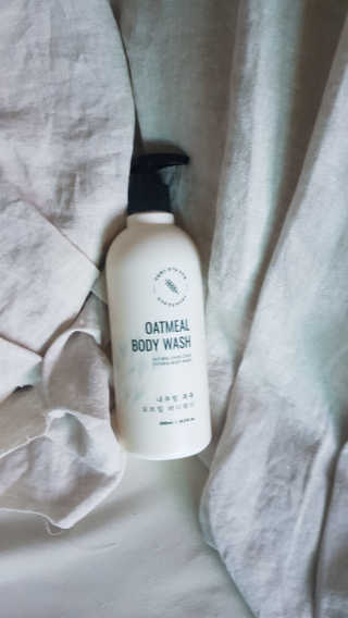 (주)에네스티 내추럴 촉촉  오트밀 바디워시 500ml — 5점을 준 리뷰어가 2019년 8월 올린 사용 사진