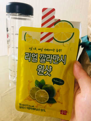 장수농가 리얼깔라만시 원샷 50ml 10팩+보틀 — 4.5점을 준 리뷰어가 2019년 5월 올린 사용 사진