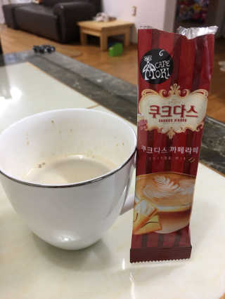 (주)쟈뎅 쟈뎅 까페모리 쿠크다스 까페라떼 — 5점을 준 리뷰어가 2017년 11월 올린 사용 사진