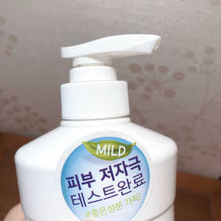 (주)에네스티 믹스베리 단백질 폭탄 샴푸 1000g — 4.5점을 준 리뷰어가 2019년 12월 올린 사용 사진