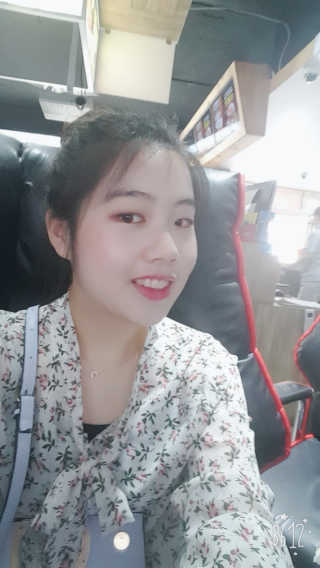 다슈코리아 다슈 데일리 탈모완화 초강력 헤어 스프레이 — 4.17점을 준 리뷰어가 2017년 11월 올린 사용 사진