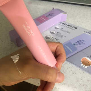 Verber 베르베르 라벤더 톤업크림 — 3점을 준 리뷰어가 2019년 8월 올린 사용 사진