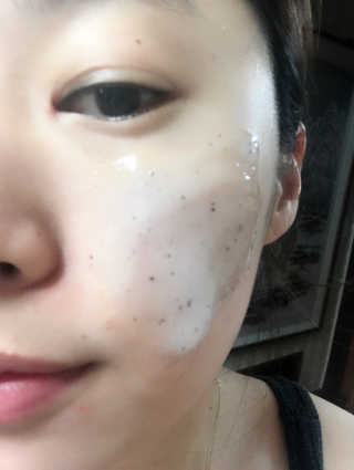 23years old 아쿠아밥 모델링 마스크 — 4점을 준 리뷰어가 2018년 4월 올린 사용 사진