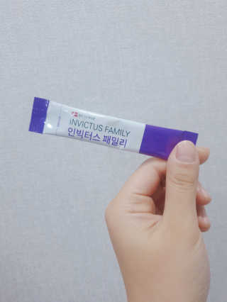 라플레 유해균을 이겨 튼튼한 장으로,  인빅터스 패밀리 — 3점을 준 리뷰어가 2019년 12월 올린 사용 사진