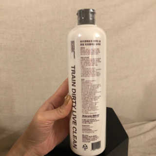 보우앤애로우 아로마테라피 올인원 리퀴드 솝 - 브라운  500ml — 5점을 준 리뷰어가 2019년 12월 올린 사용 사진