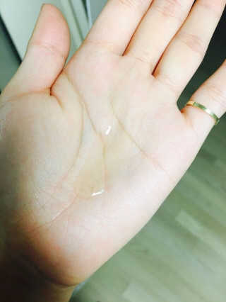 다슈코리아 다슈 데일리 리페어 헤어 오일 에센스 — 4.17점을 준 리뷰어가 2017년 6월 올린 사용 사진