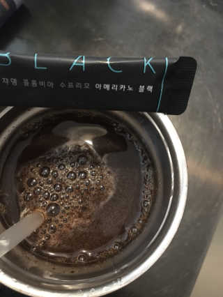 (주)쟈뎅 쟈뎅 에스프레소 스틱 아메리카노 블랙 — 5점을 준 리뷰어가 2018년 10월 올린 사용 사진