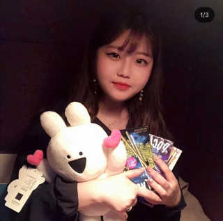 [블랙루즈] 에어 핏 벨벳 틴트3 택1+랜덤1 — 5점을 준 리뷰어가 2019년 3월 올린 사용 사진