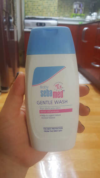 세바메드 베이비 바디워시 200ml — 5점을 준 리뷰어가 2020년 2월 올린 사용 사진