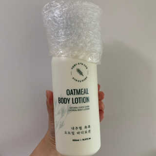 (주)에네스티 내추럴 촉촉  오트밀 바디로션 500ml — 4.5점을 준 리뷰어가 2019년 8월 올린 사용 사진