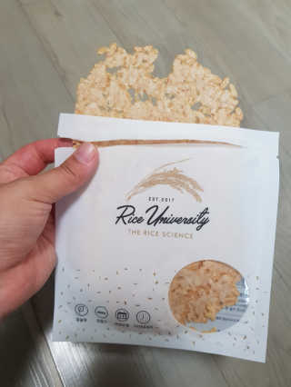 Rice University RU 생생현미 누룽지칩 — 4점을 준 리뷰어가 2018년 7월 올린 사용 사진