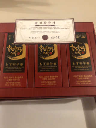 메이준뉴트리 박경호의 홍삼활력스틱 10ml x 30포 — 5점을 준 리뷰어가 2020년 2월 올린 사용 사진