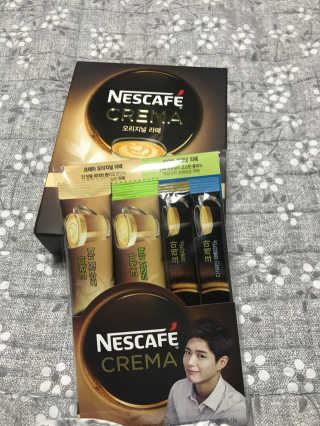 네스카페 코리아 네스카페 크레마 — 3.83점을 준 리뷰어가 2018년 1월 올린 사용 사진