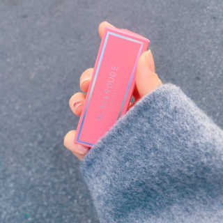 [블랙루즈] 로즈 벨벳 립스틱 택1+랜덤1 — 5점을 준 리뷰어가 2019년 1월 올린 사용 사진