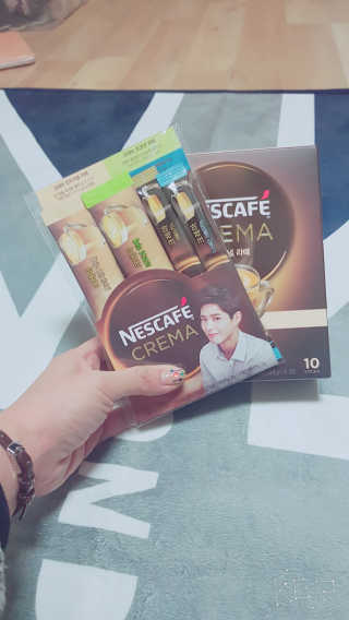 네스카페 코리아 네스카페 크레마 — 4.5점을 준 리뷰어가 2018년 1월 올린 사용 사진