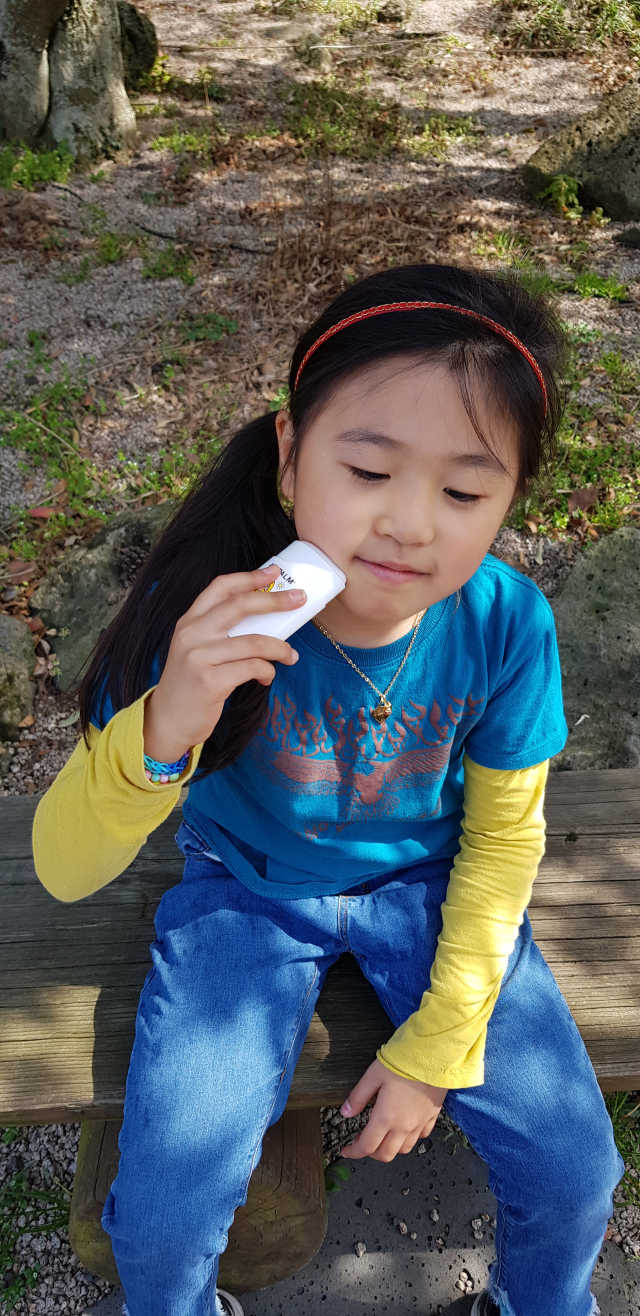 아토팜 야외놀이 선스틱 SPF50+ PA++++ 리뷰 사진