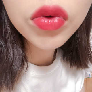 지고트 로맨틱 키스 립스틱 — 4.5점을 준 리뷰어가 2019년 6월 올린 사용 사진