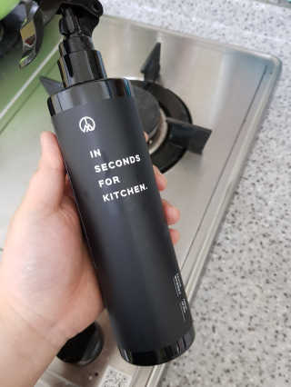 PEACE MOMENT 피스모먼트 인세컨즈포키친 320mL 천연살균소독제 — 1점을 준 리뷰어가 2019년 2월 올린 사용 사진