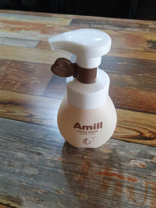 에이밀 슈퍼 그레인 버블 폼 200ml — 5점을 준 리뷰어가 2019년 9월 올린 사용 사진