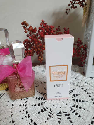 레드컨테이너 페로몬향 퍼퓸 바디미스트 80ml — 4점을 준 리뷰어가 2019년 12월 올린 사용 사진