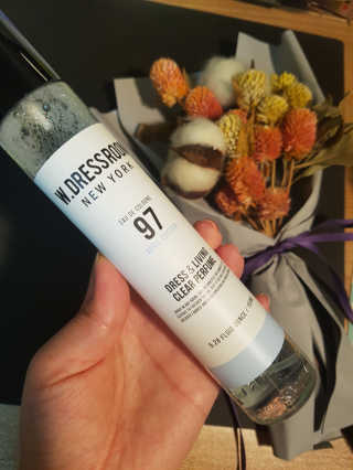 더블유드레스룸 드레스퍼퓸 150ml — 4.83점을 준 리뷰어가 2018년 10월 올린 사용 사진